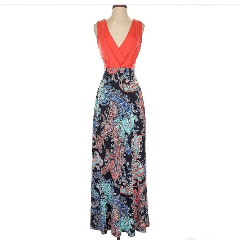Gilli: Salmon and Blue Paisley Maxi Dress
